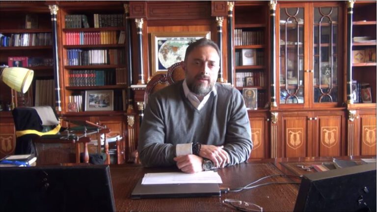 ლიბერალებს უნდათ ნამუსი აგვხადონ – ლევან ვასაძე
