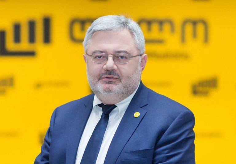 “გარკვეული ხნით რეალური და ვირტუალური საჯარო სივრციდან დისტანცირება მიწევს” – დავით უსუფაშვილი