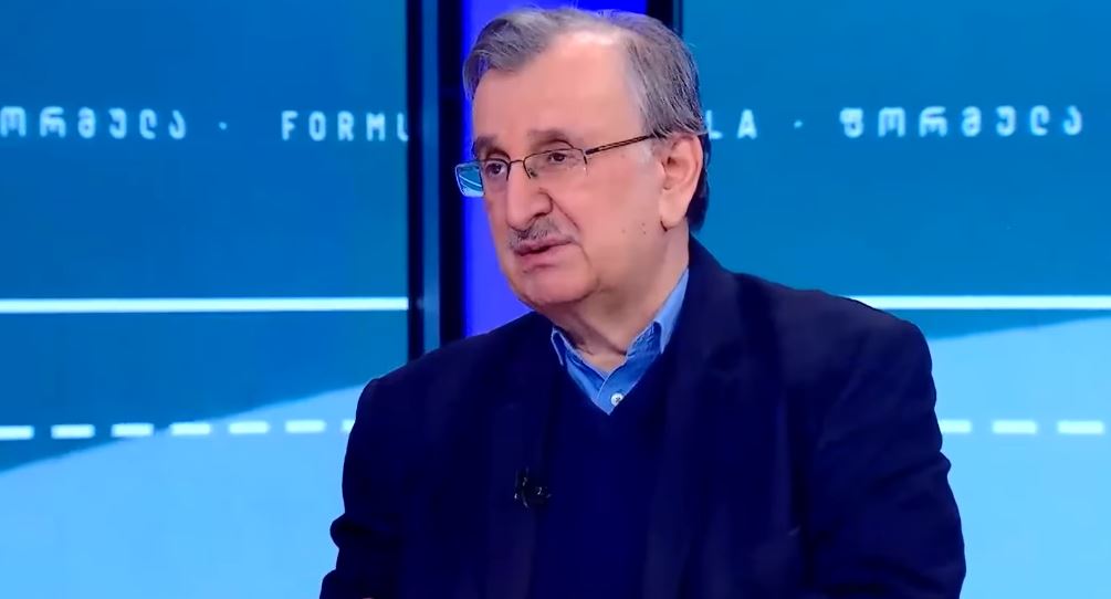 “შეუდგნენ “საქმეს” ეს ველურები… ამათ მხოლოდ ნგრევა იციან, აშენება არა” – რომან გოცირიძე “რიყის დოქების” თემაზე